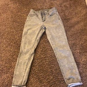 Perfect Fall Patterned Jeans!